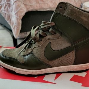Women's Nike dunk Green